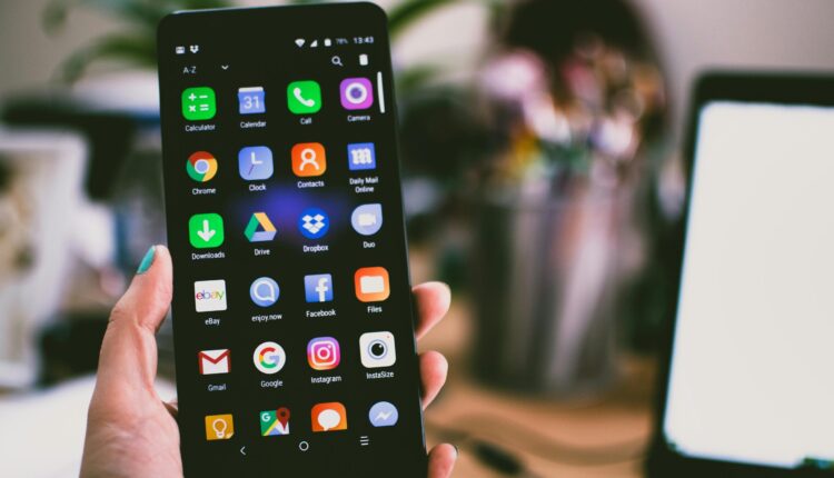 7 Reasons Your Business Needs a Mobile App in 2025