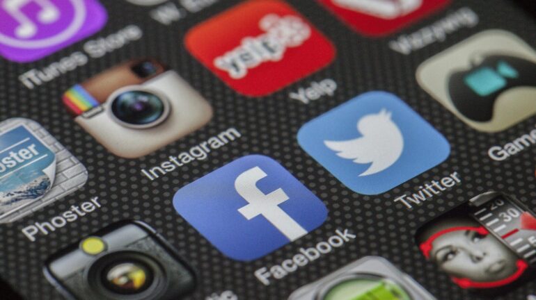 How to Build a Brand Online: SEO + Social Media Strategy